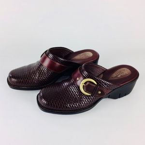 Clarks Artisan Basket Weave Burgundy Leather Mules